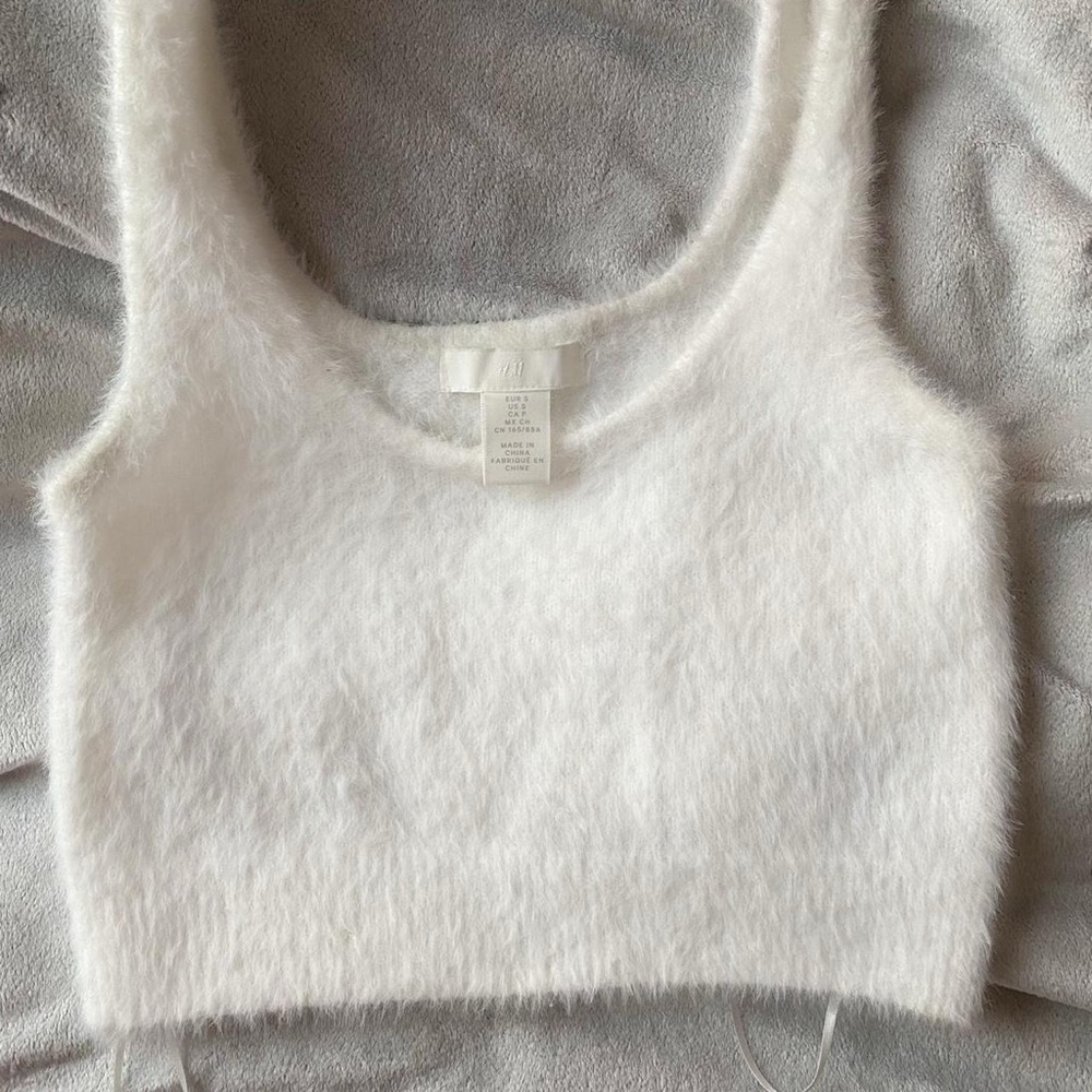 H&M crop top